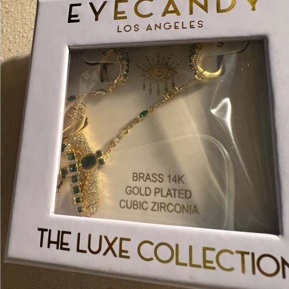 Eye Candy Los Angeles Luxe Collection Green Crystal Statement Earrings NIB!. - Picture 7 of 9